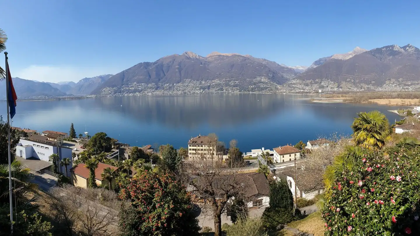 Constructible plot for sale - 6573 Magadino