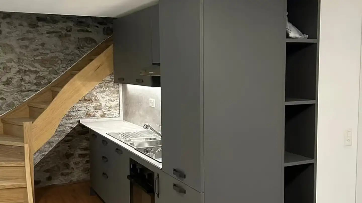 Appartement à louer - Campagnòla, 6535 Roveredo GR