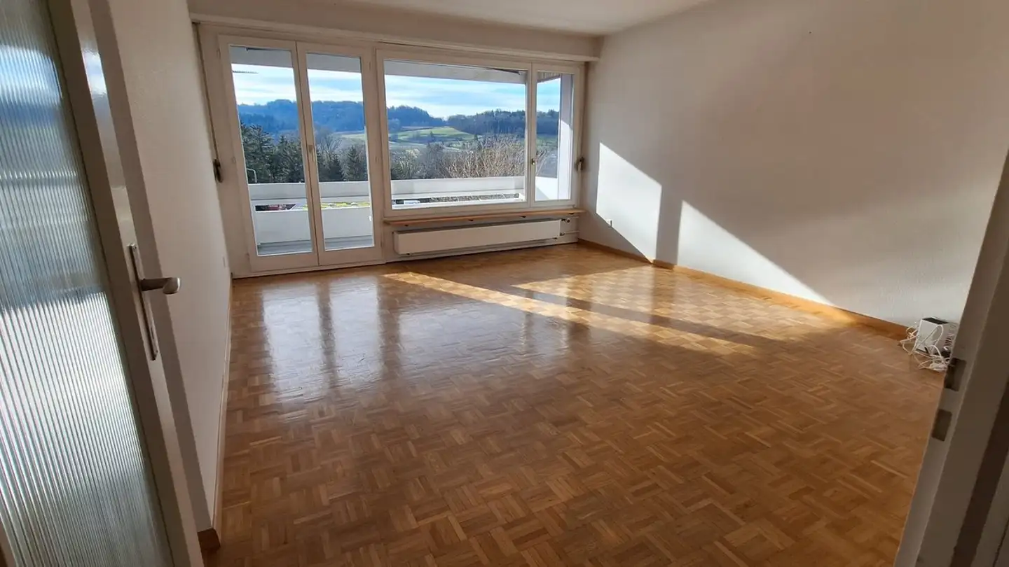 Appartement à louer - In Der Breiti 6, 8902 Urdorf - Photo 2