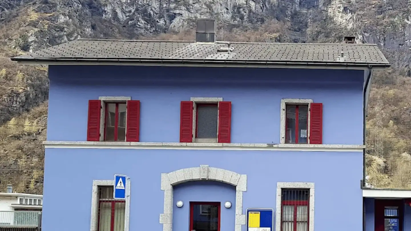 Einzelgarage mieten - Via Stazione 9, 6743 Bodio TI