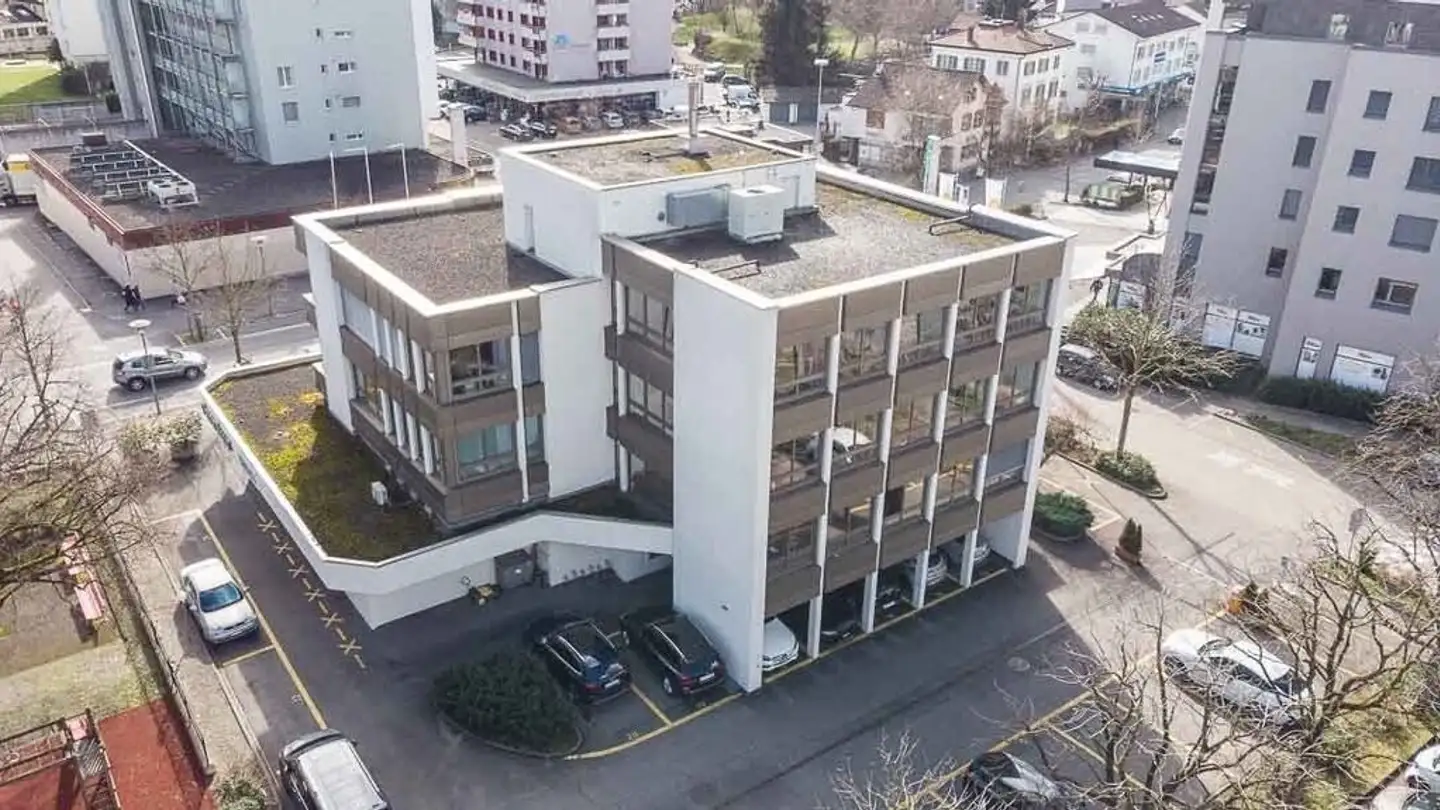 Outdoor parking space for rent - Bahnhofstrasse 18, 6210 Sursee - Photo 3