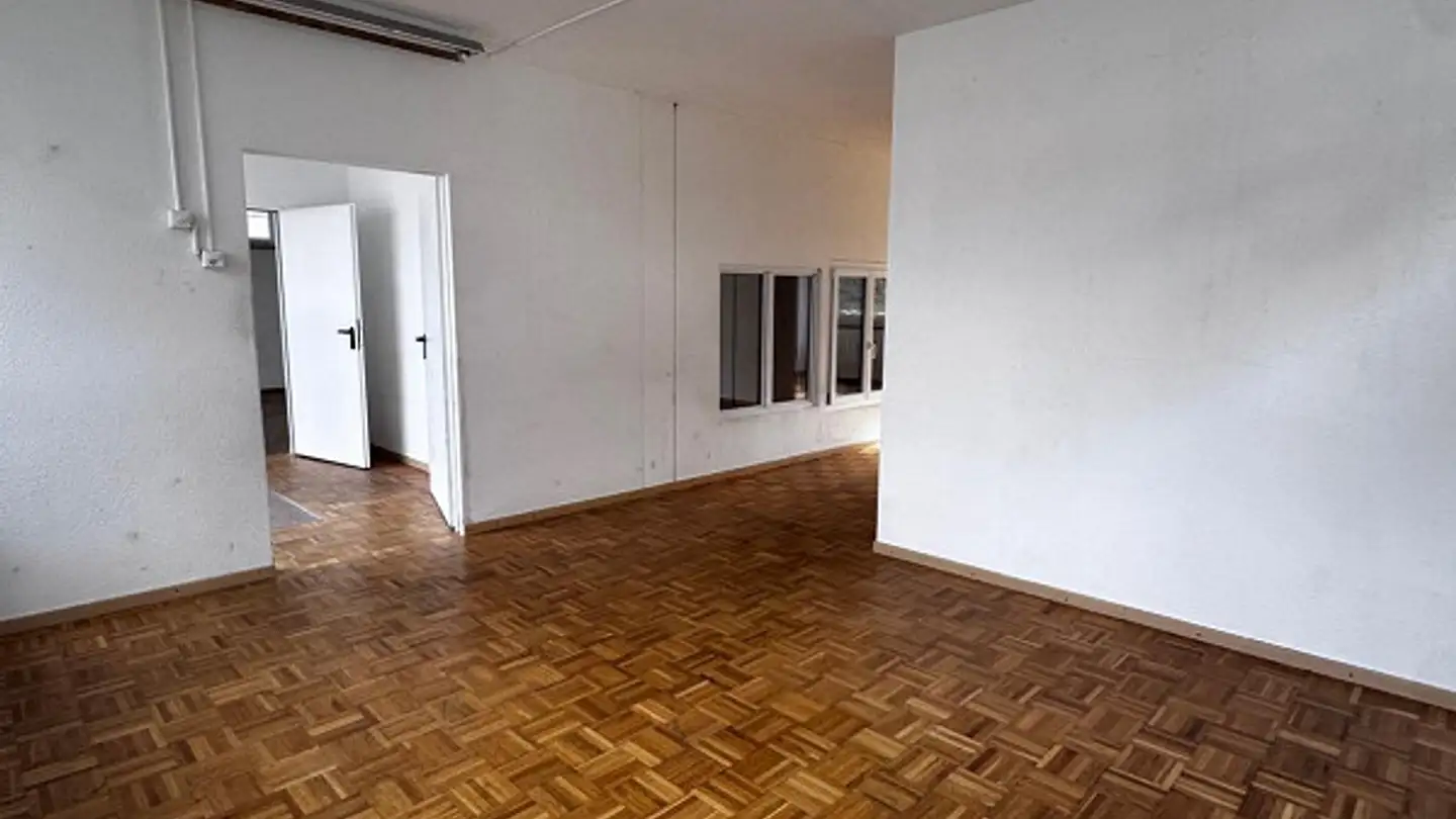 Commercial à louer - Wydäckerring 52, 8047 Zürich - Photo 4