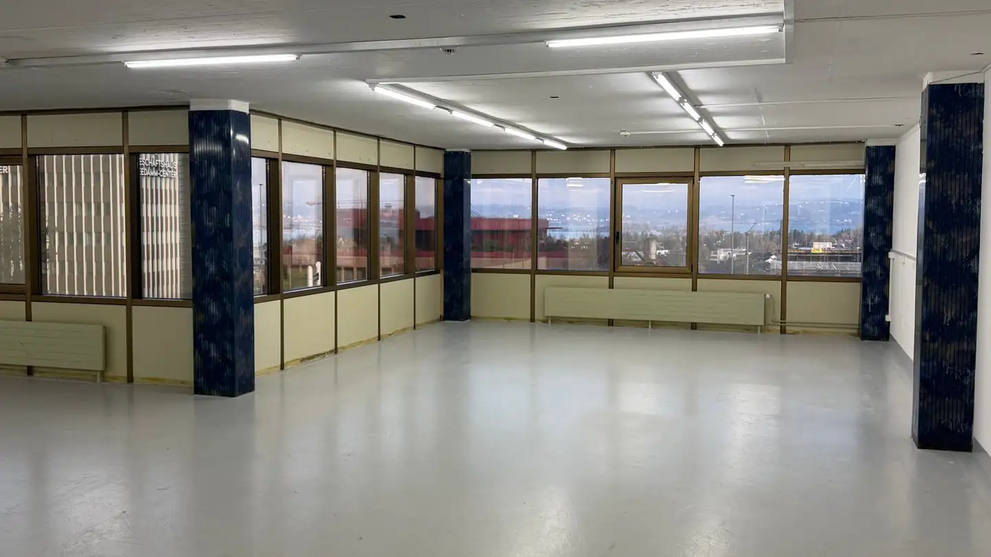 Industrieimmobilie mieten - Talstrasse 31, 8808 Pfäffikon SZ - Foto 3