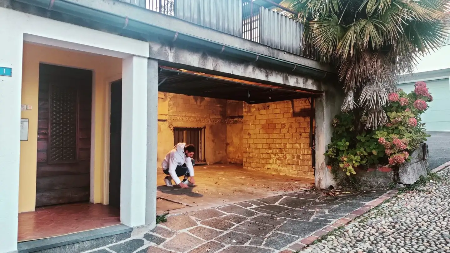 Double garage for rent - Via San Gottardo 87, 6596 Gordola