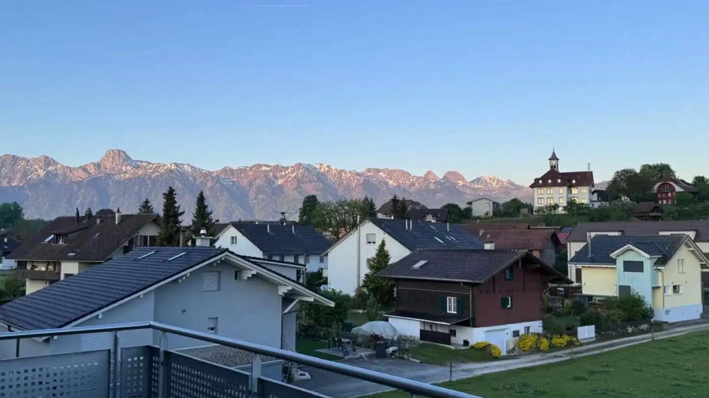 Attico in vendita - Riedweg 11b, 3628 Uttigen