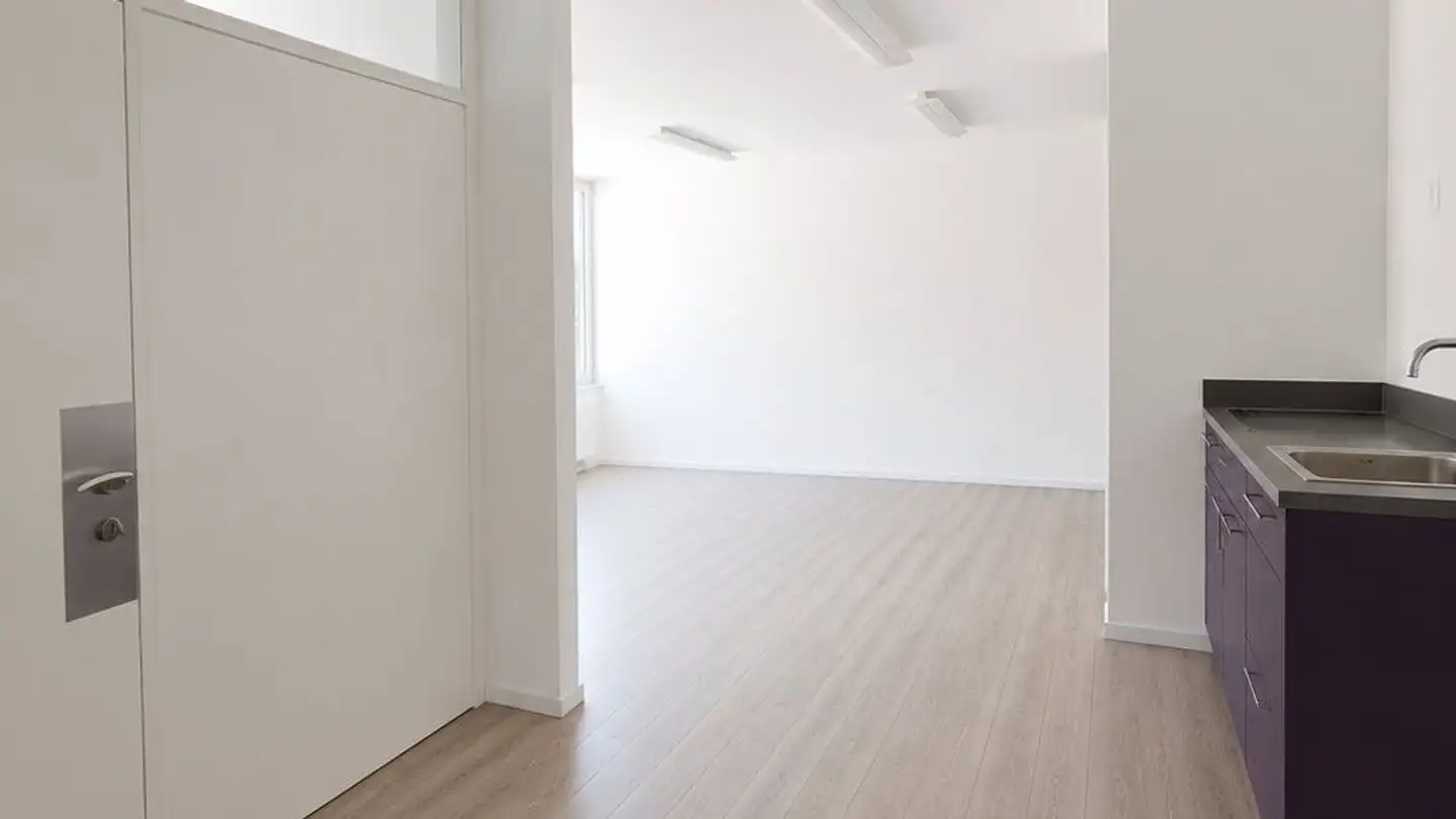 Commercial à louer - Rue De Nidau / Nidaugasse 11, 2502 Biel/Bienne - Photo 2
