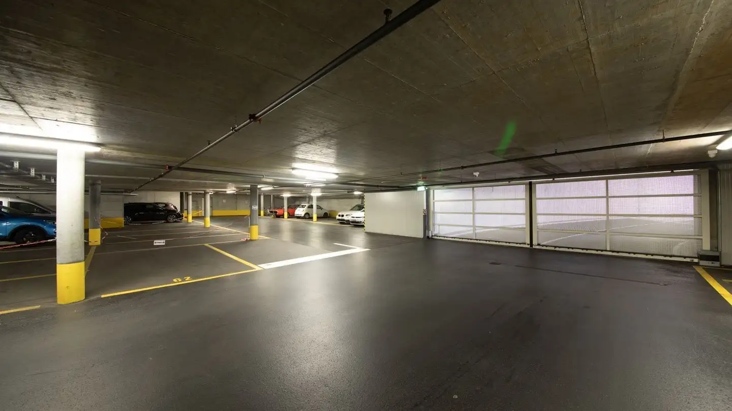 Place de parking couverte à louer - Via Luigi Taddei 4, 6962 Viganello - Photo 3