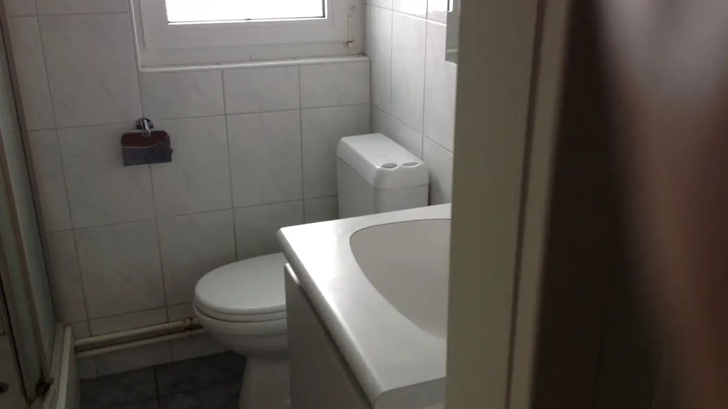 Chambre à louer - Dorfstrasse, 5745 Safenwil - Photo 2