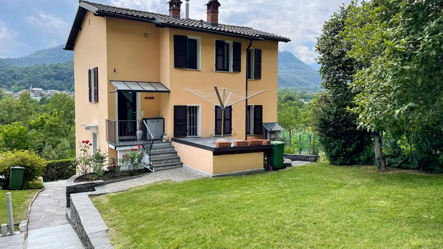 Semi-detached house for sale - 6600 Locarno - Photo 2