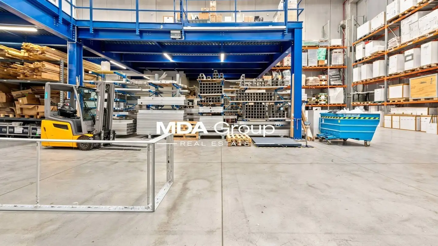 Espace de stockage à louer - Via Cantonale, 6855 Stabio - Photo 3