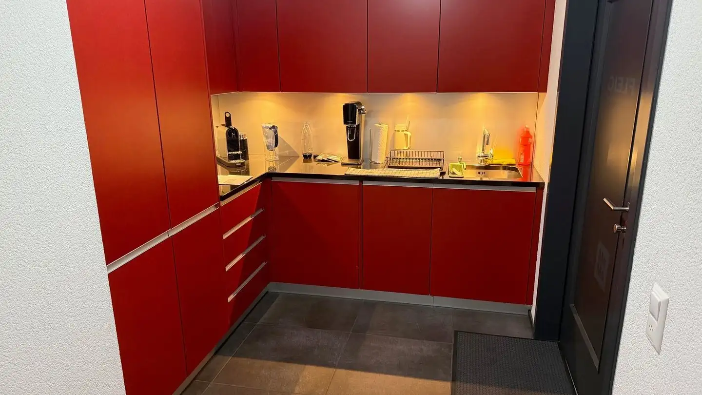 Office space for rent - Pfeffingerstrasse 19, 4153 Reinach BL - Photo 3