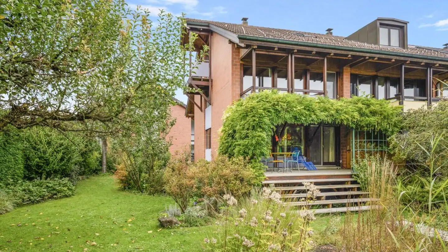 Casa a gradini in vendita - 8617 Mönchaltorf