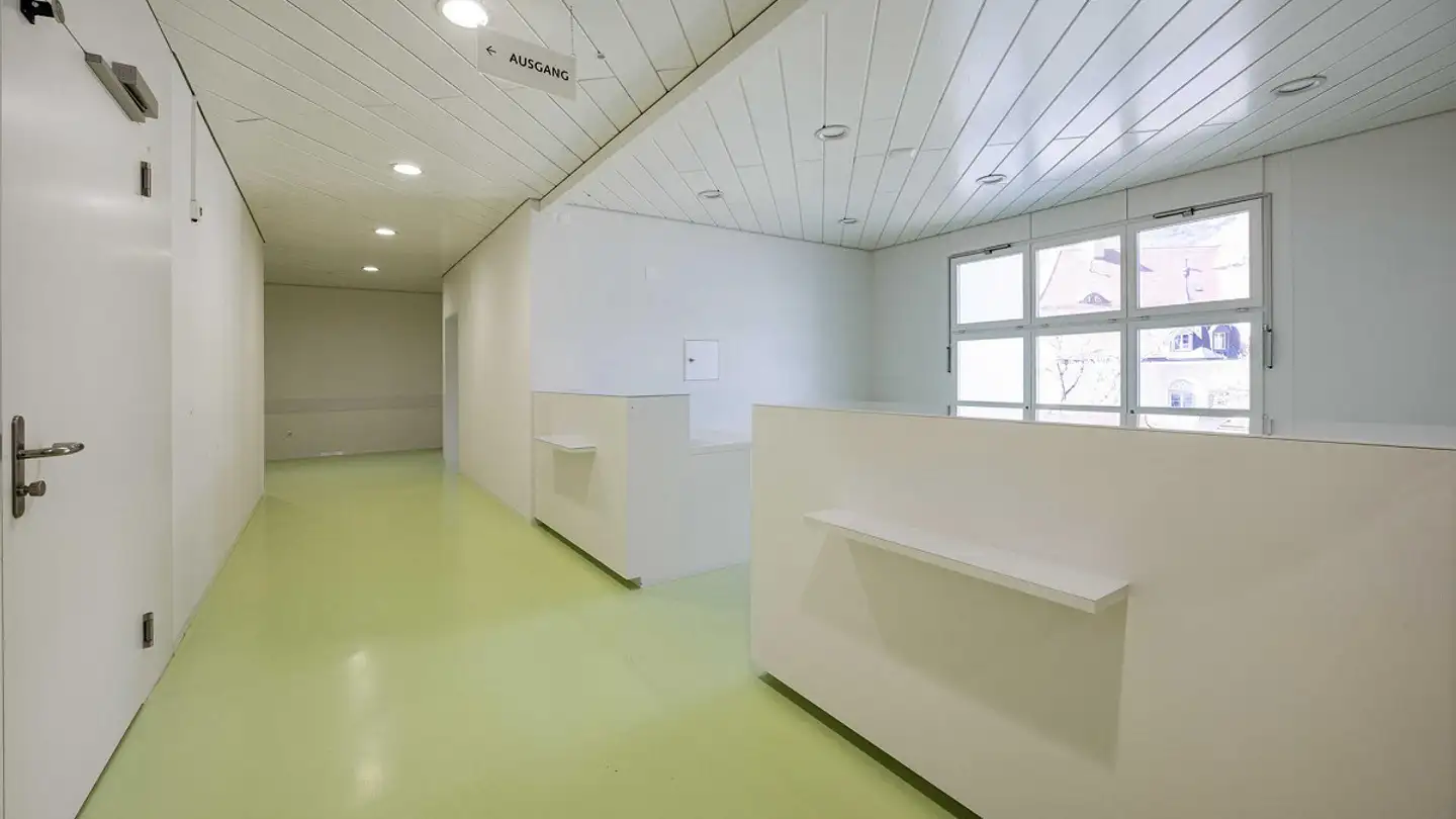 Mixed-use building for rent - Lürlibadstrasse 12, 7000 Chur - Photo 3