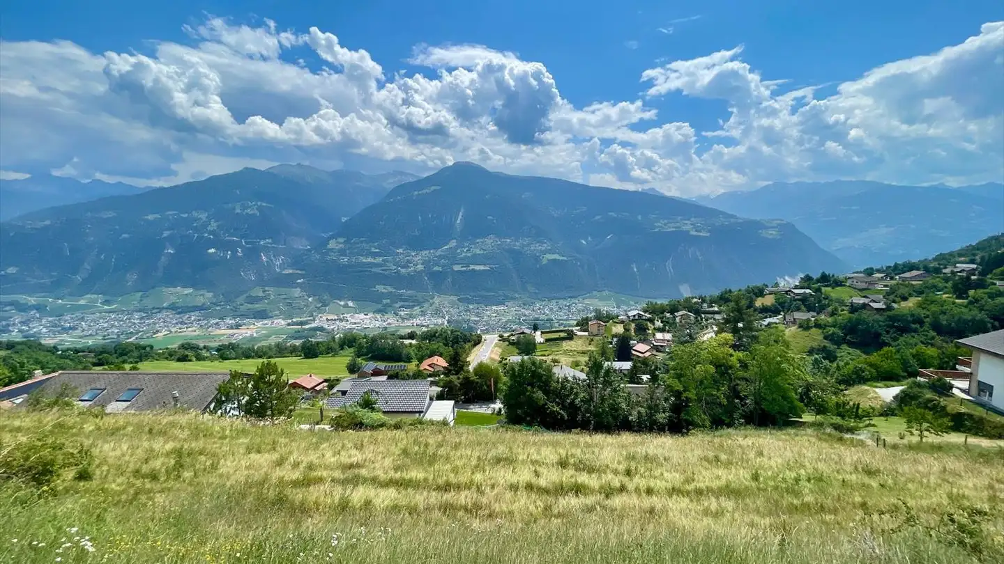 Constructible plot for sale - 1978 Lens