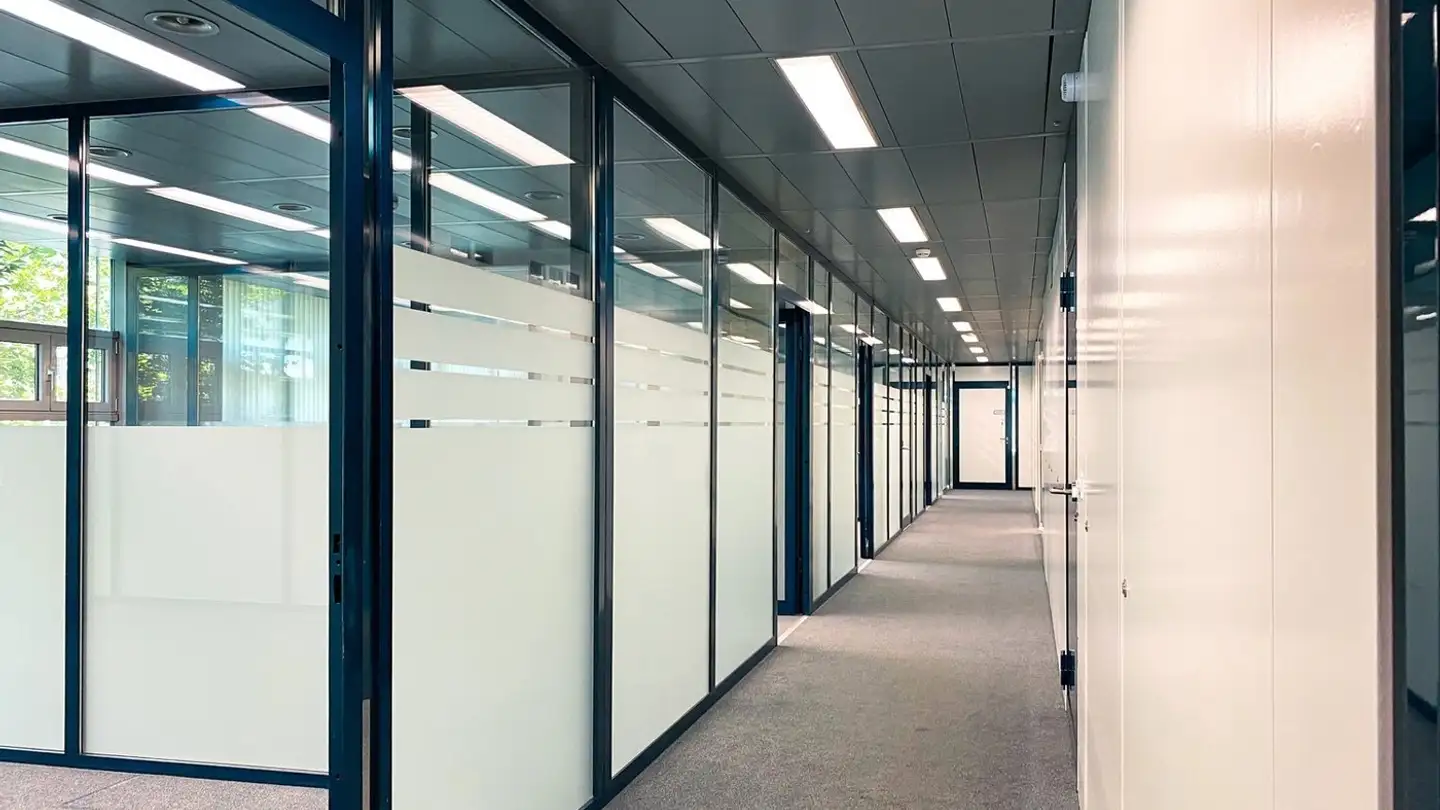 Bürofläche mieten - Ruessenstrasse 6, 6340 Baar - Foto 2