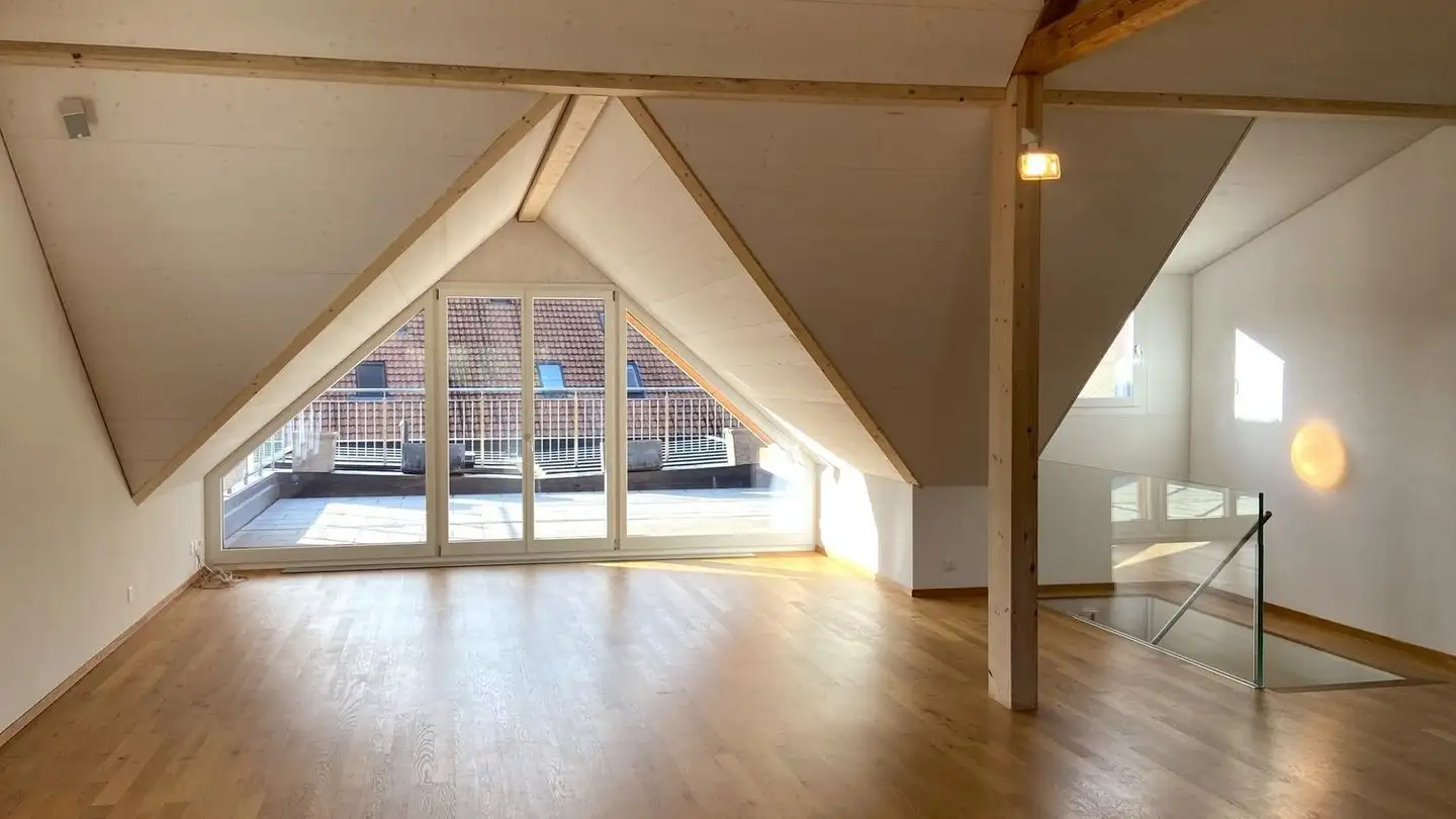 Dachgeschosswohnung mieten - Mühlestrasse 21, 3177 Laupen BE - Foto 2