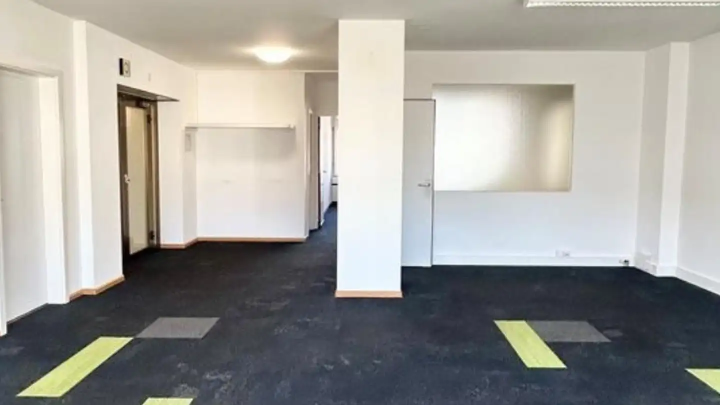 Commercial for rent - Avenue De La Gare 5, 1950 Sion