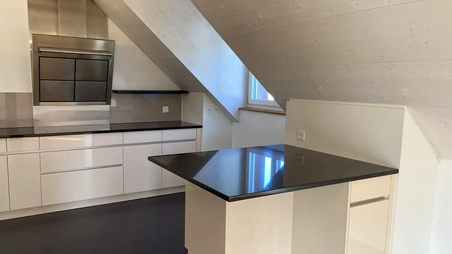 Dachgeschosswohnung mieten - Mühlestrasse 21, 3177 Laupen BE - Foto 4