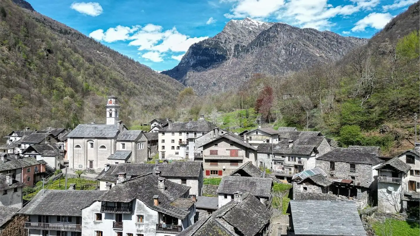 Maison individuelle à vendre - 6694 Prato-Sornico