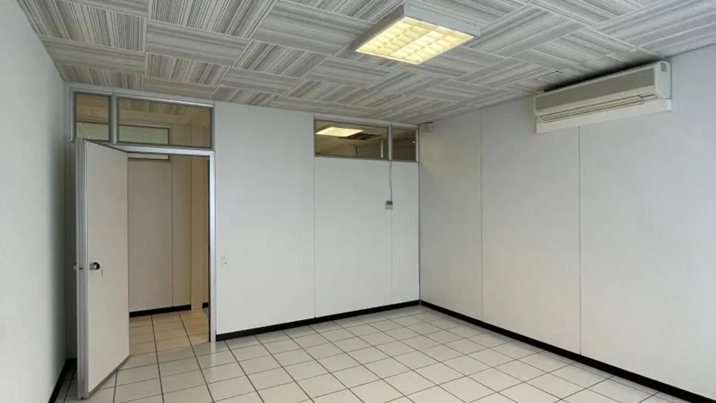 Office space for rent - Via Cantonale 24, 6802 Rivera - Photo 3