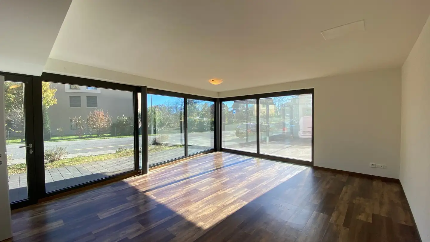 Commerciale in affitto - Bremgartenstrasse 3, 5643 Sins