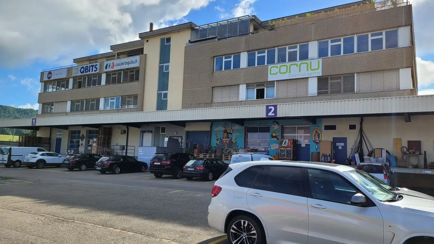 Bureau à louer - Industriestrasse 20, 8424 Embrach