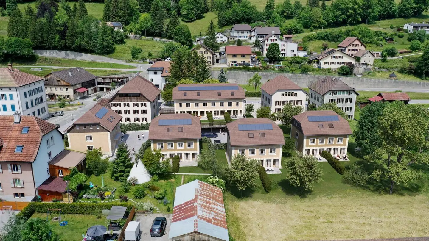 Casa bifamiliare in vendita - Route De Couvet, 2113 Boveresse - Photo 2