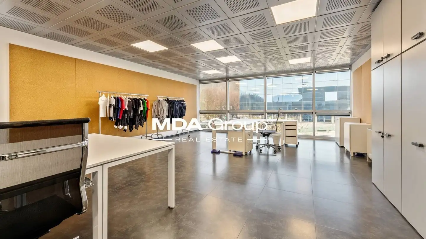 Bürofläche mieten - Via Gaggiolo, 6855 Stabio - Foto 2