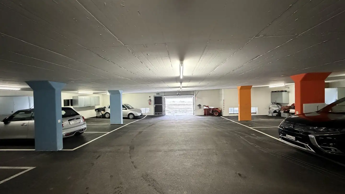 Place de parking extérieure à louer - Bolsternbuckstrasse 9, 8483 Kollbrunn - Photo 3