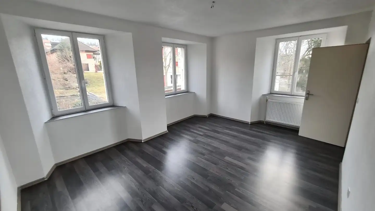 Apartment for rent - Rue Des Trois-Cantons 8, 2333 La Ferrière - Photo 2