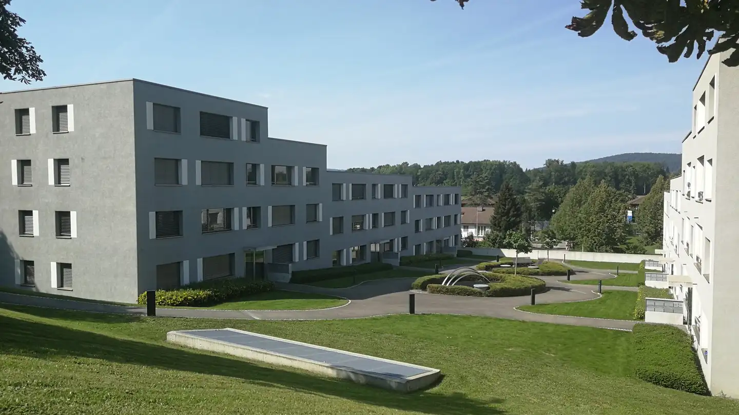 Tiefgaragenstellplatz mieten - Neuhofstrasse, 5600 Lenzburg