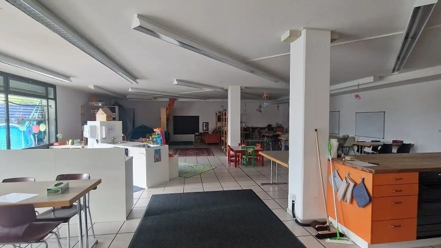Gewerbe mieten - Dorfstrasse 22, 8455 Rüdlingen - Foto 2