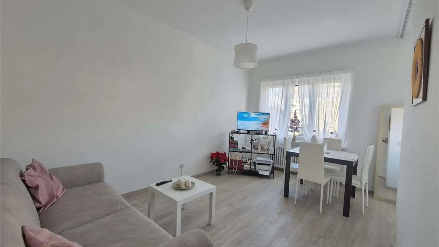 Furnished apartment for rent - 6830 Chiasso