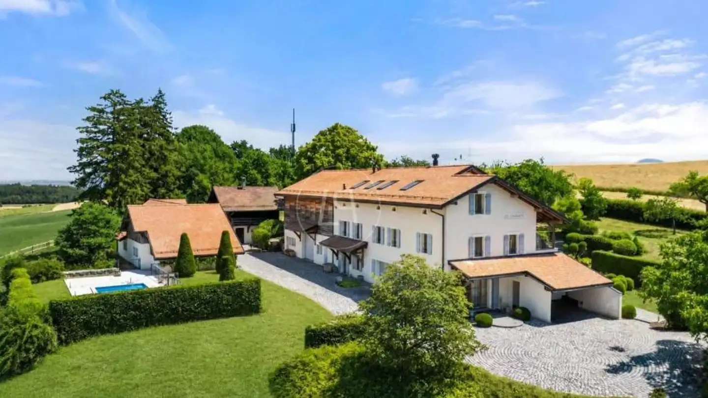 Single house for sale - 1186 Essertines-sur-Rolle