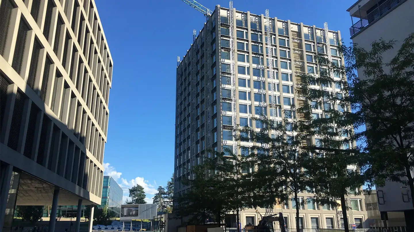 Tiefgaragenstellplatz mieten - Steinackerstrasse 1, 5210 Windisch