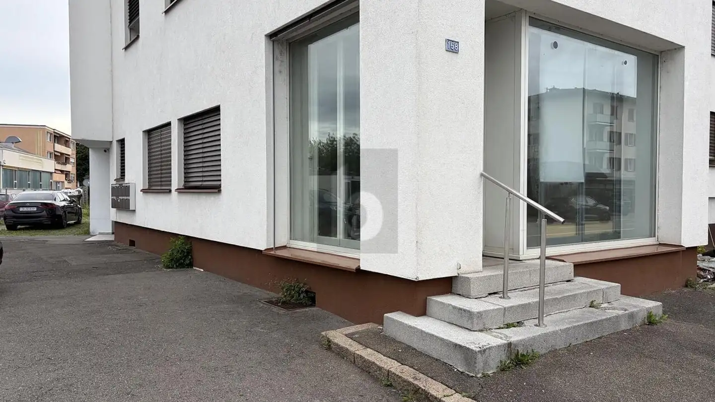 Magasin à louer - 8302 Kloten