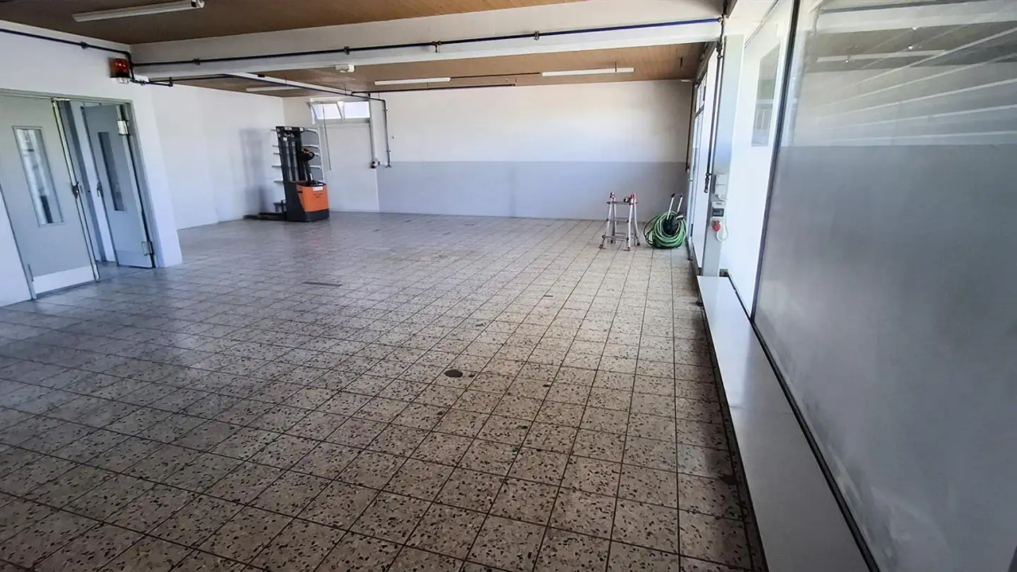 Lagerraum mieten - Bergstrasse 15, 4853 Riken AG - Foto 2