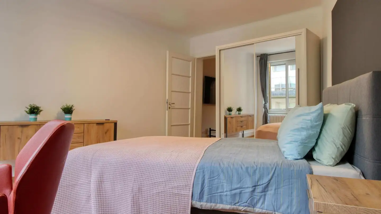 Single room for rent - Rue Saint-Laurent, 1003 Lausanne