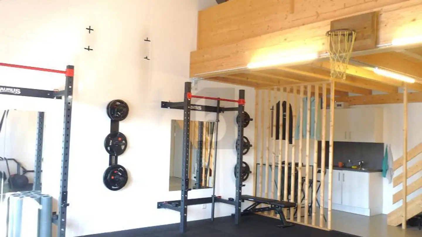 Commercial for rent - 1142 Pampigny - Photo 2