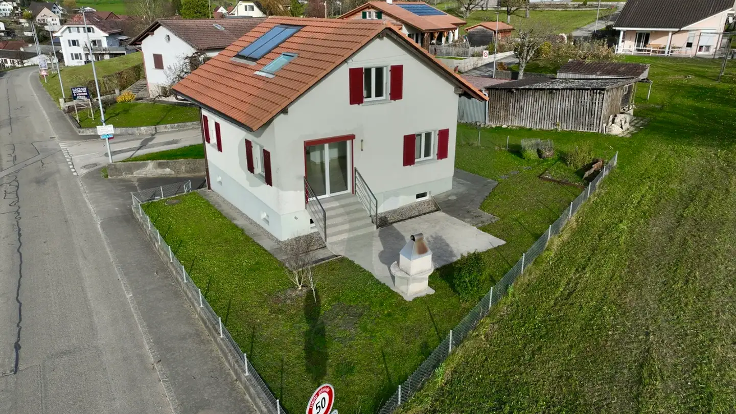 Maison troglodyte à louer - Chemin Des Bois, 2828 Montsevelier