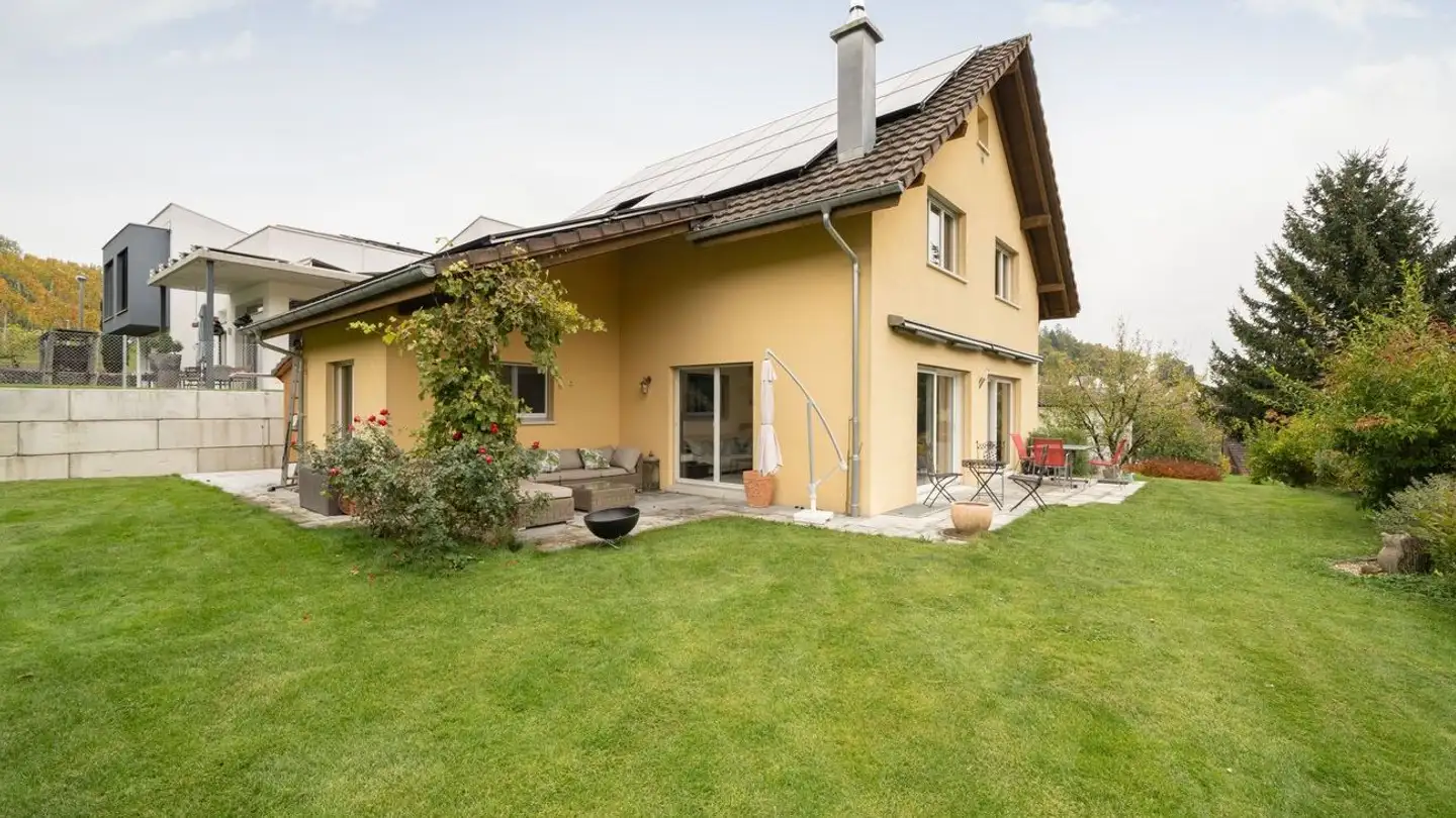 Casa singola in vendita - Untere Eggsbüelstrasse 16, 8194 Hüntwangen