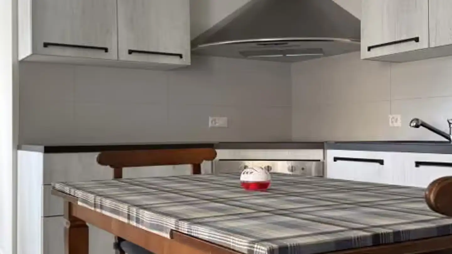 Appartamento ammobiliato in affitto - Via Cantonale 31, 6814 Cadempino