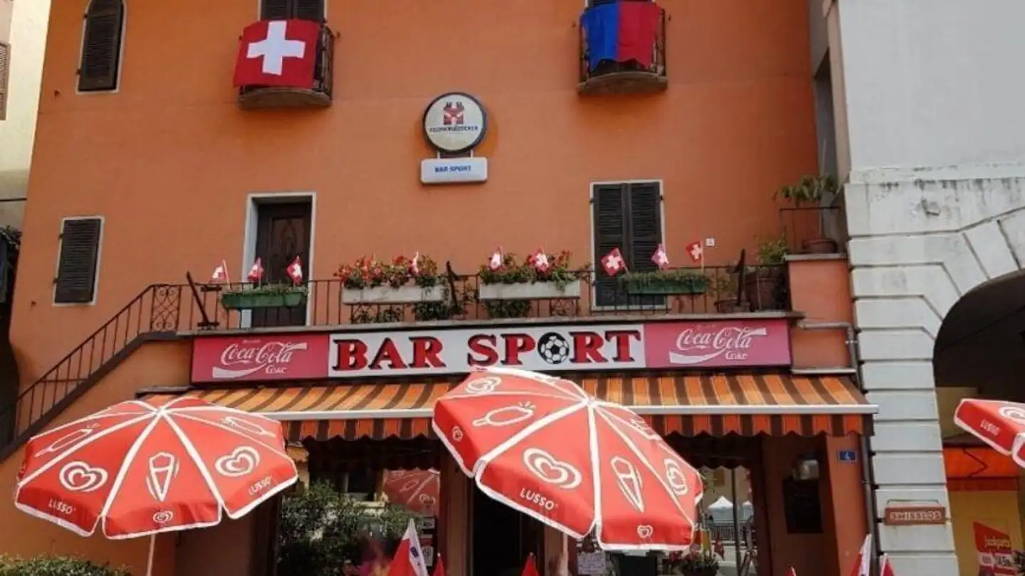 Mischgenutztes Gebäude kaufen - Piazza Dogana, 6988 Ponte Tresa - Foto 3