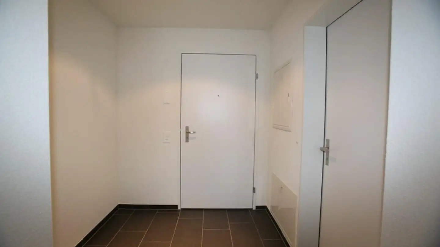 Apartment for rent - Obstgartenstrasse 3, 8187 Weiach - Photo 2