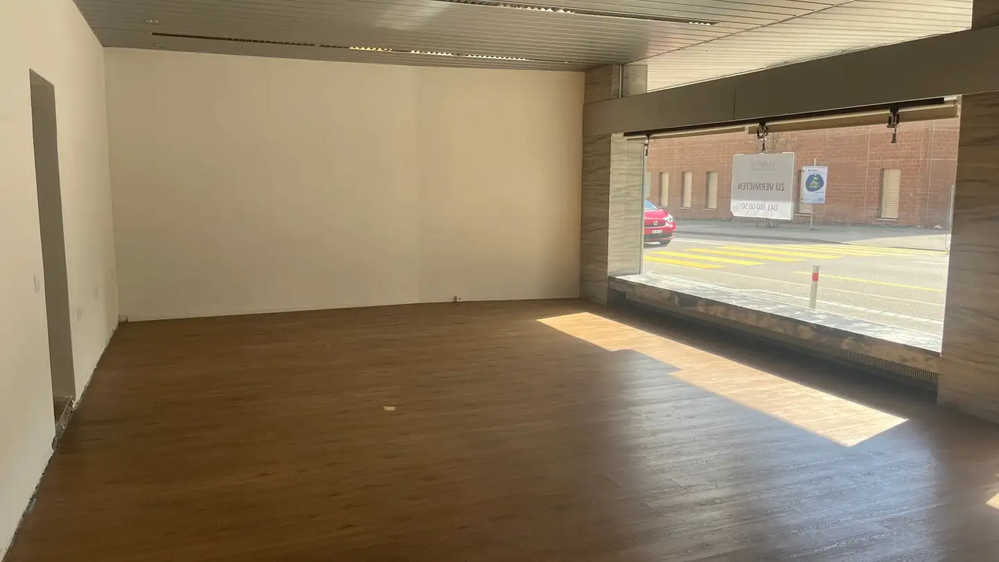 Commercial à louer - Bahnhofstrasse 9, 6110 Wolhusen
