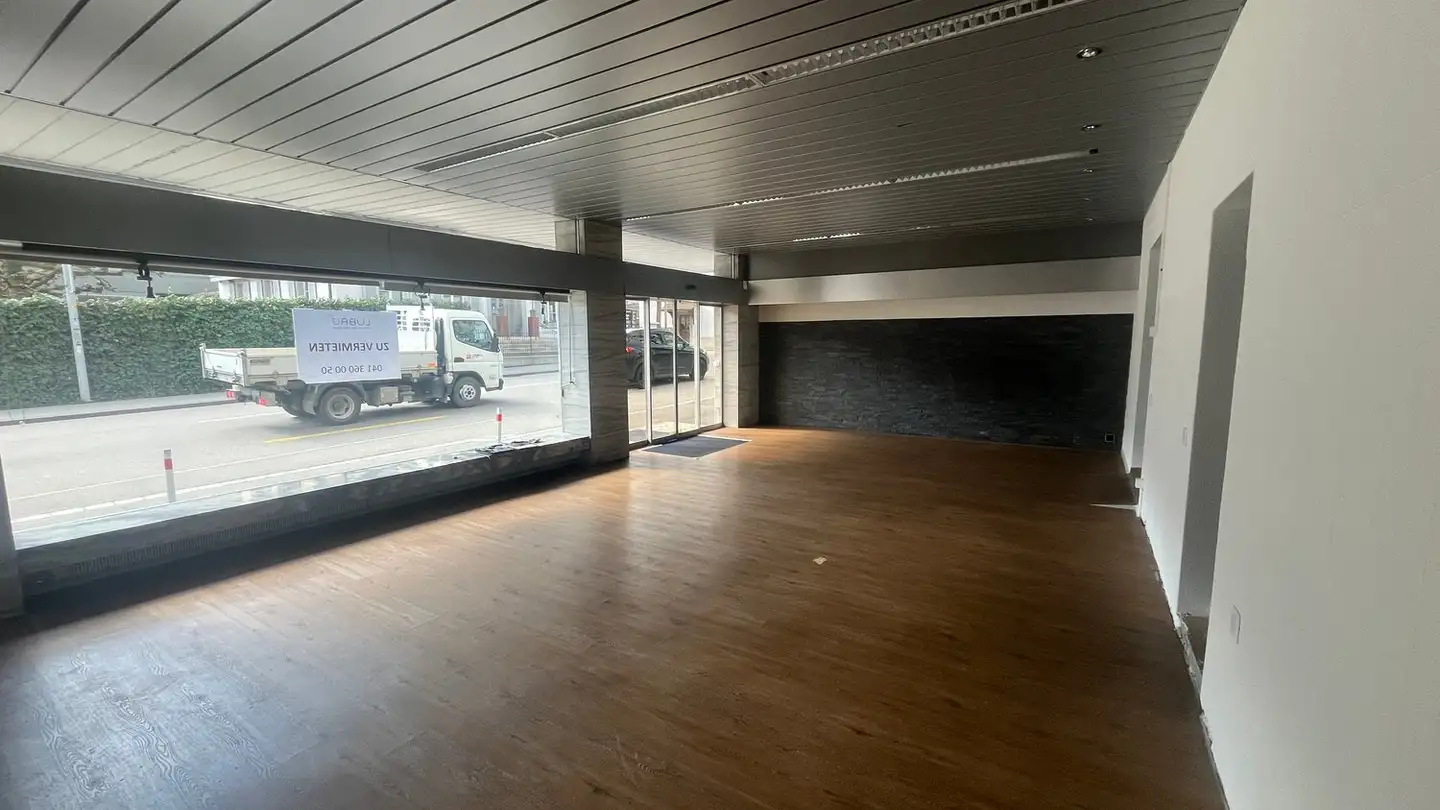 Commercial à louer - Bahnhofstrasse 9, 6110 Wolhusen - Photo 2