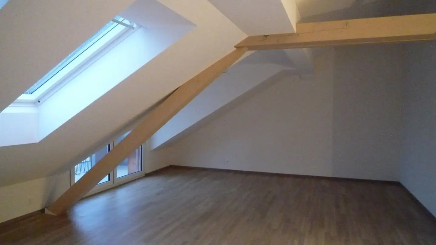 Attic flat for rent - Schwandelstrasse 15, 8800 Thalwil - Photo 4
