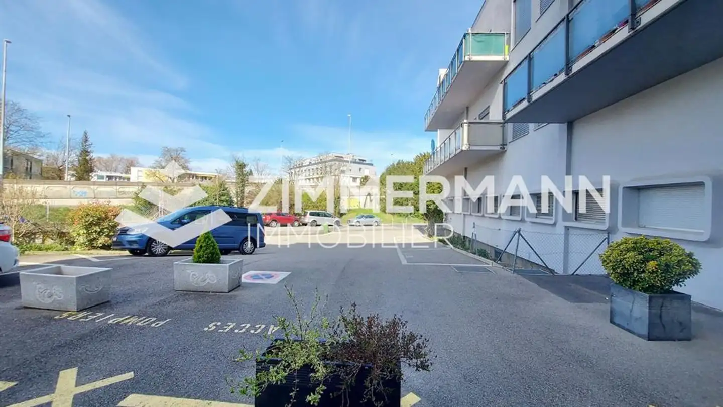 Place de parking extérieure à louer - Rue Jean- Simonet, 1219 Châtelaine - Photo 2