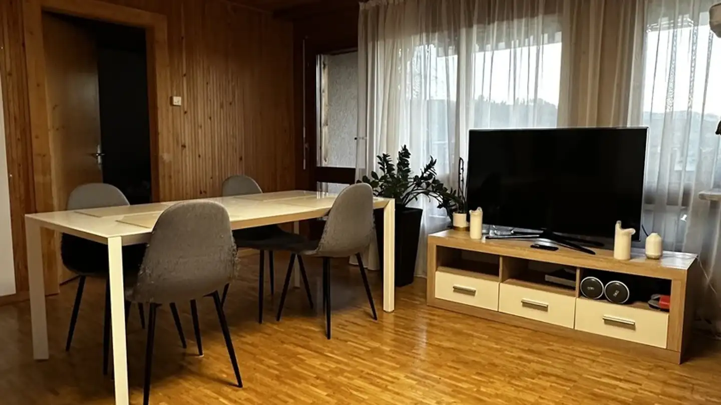 Wohnung mieten - Bodenacker 1, 3665 Wattenwil