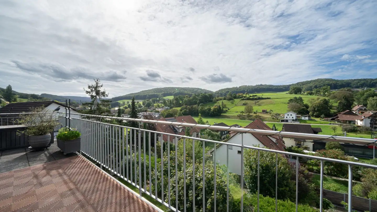 Residential building for sale - Schulstrasse, 4315 Zuzgen